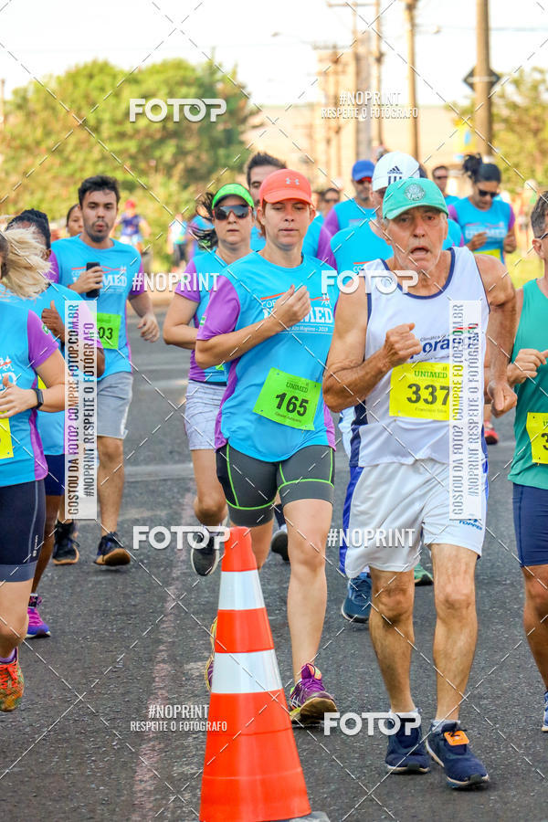 Achetez vos photos de l'vnementCORRIDA UNIMED ALTA MOGIANA 2019 sur Fotop