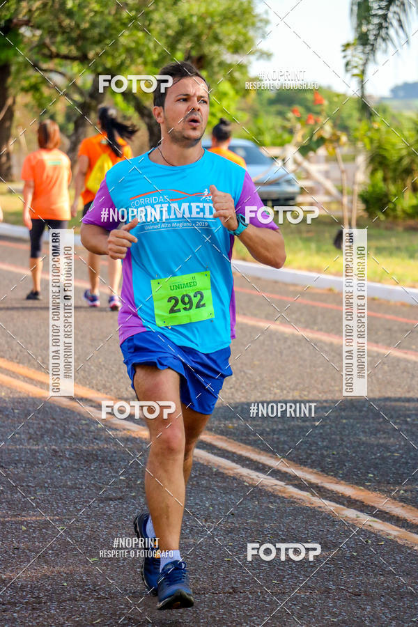 Buy your photos of the eventCORRIDA UNIMED ALTA MOGIANA 2019 on Fotop