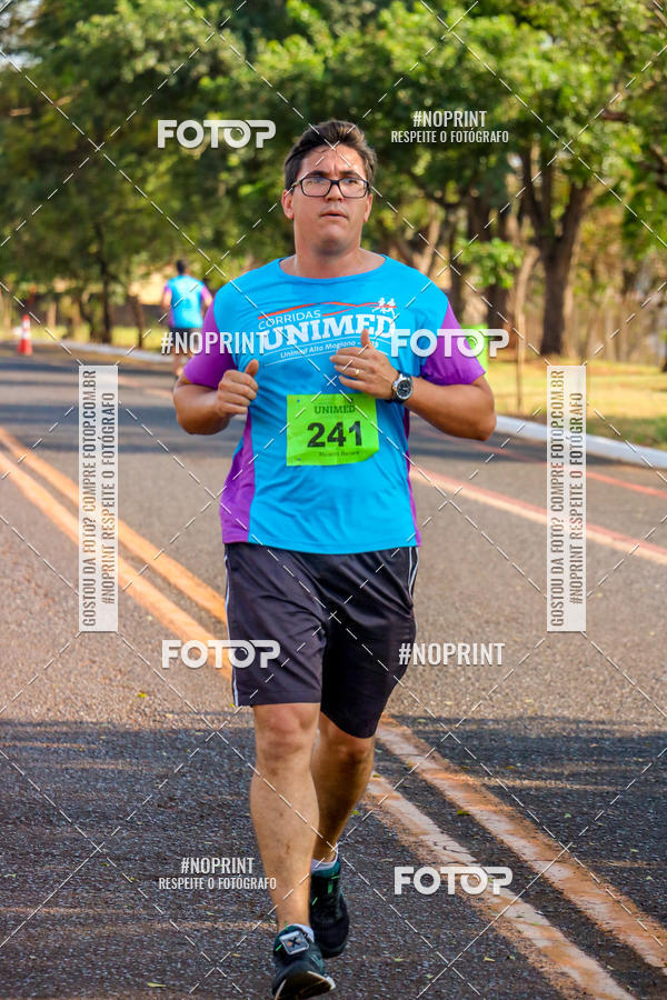 Buy your photos of the eventCORRIDA UNIMED ALTA MOGIANA 2019 on Fotop