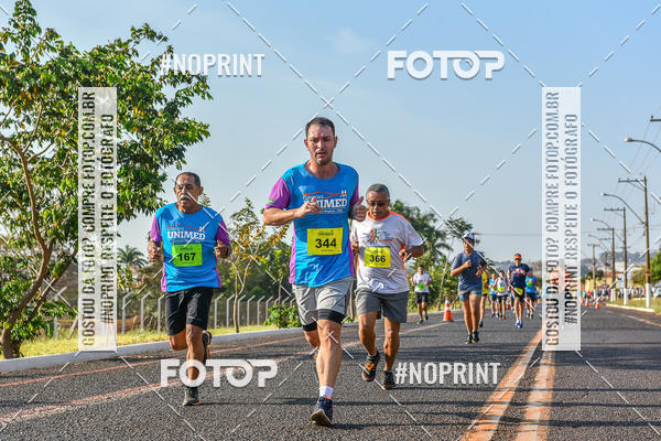 Achetez vos photos de l'vnementCORRIDA UNIMED ALTA MOGIANA 2019 sur Fotop