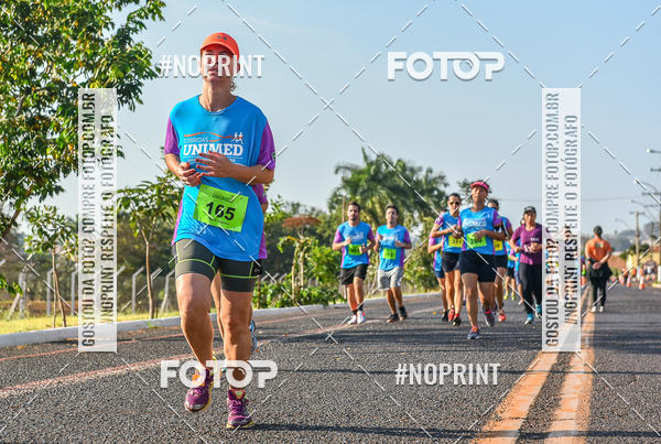 Buy your photos of the eventCORRIDA UNIMED ALTA MOGIANA 2019 on Fotop