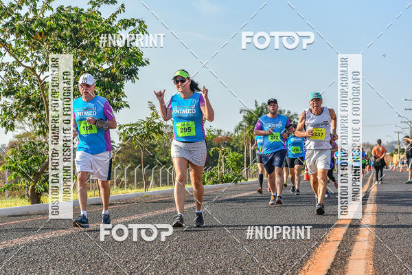 Buy your photos of the eventCORRIDA UNIMED ALTA MOGIANA 2019 on Fotop