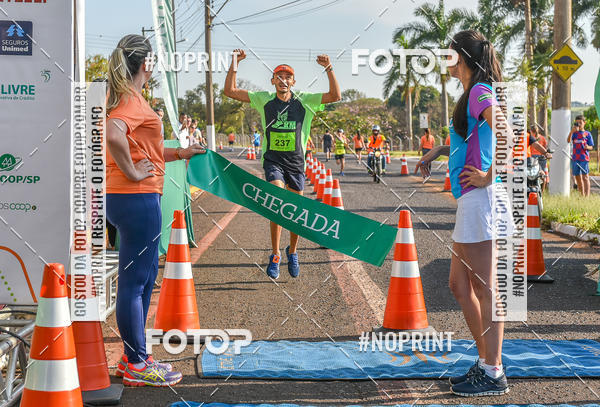 Buy your photos of the eventCORRIDA UNIMED ALTA MOGIANA 2019 on Fotop