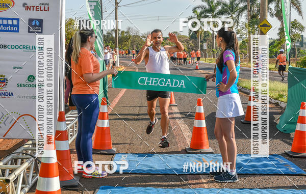 Buy your photos of the eventCORRIDA UNIMED ALTA MOGIANA 2019 on Fotop