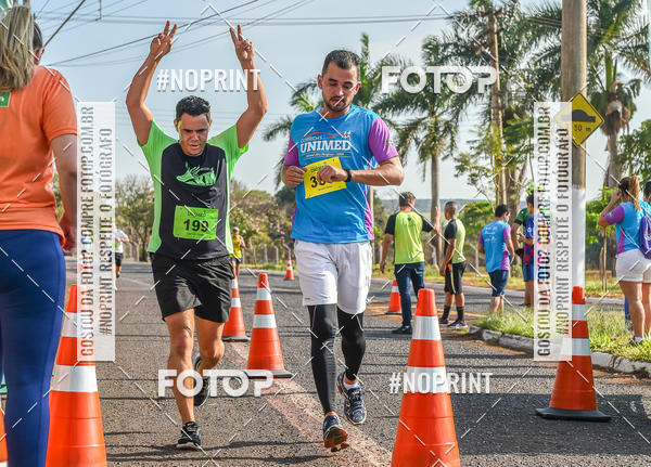 Buy your photos of the eventCORRIDA UNIMED ALTA MOGIANA 2019 on Fotop