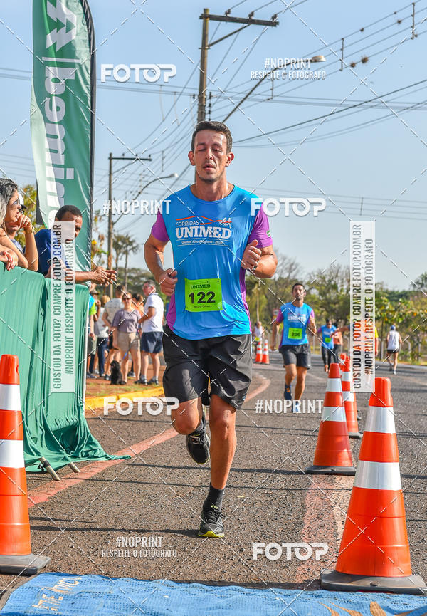 Achetez vos photos de l'vnementCORRIDA UNIMED ALTA MOGIANA 2019 sur Fotop
