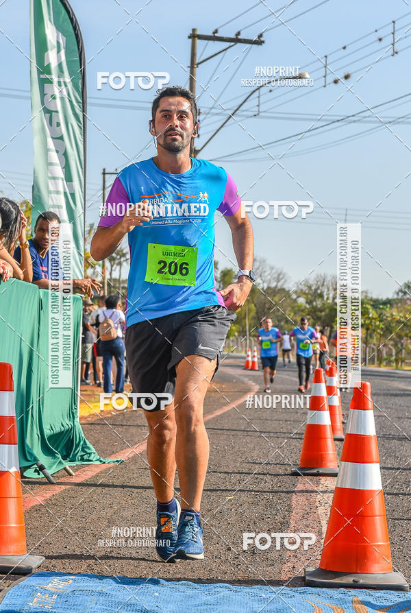 Achetez vos photos de l'vnementCORRIDA UNIMED ALTA MOGIANA 2019 sur Fotop