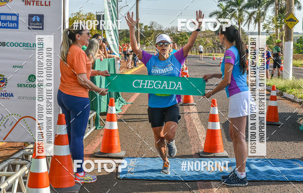 Buy your photos of the eventCORRIDA UNIMED ALTA MOGIANA 2019 on Fotop
