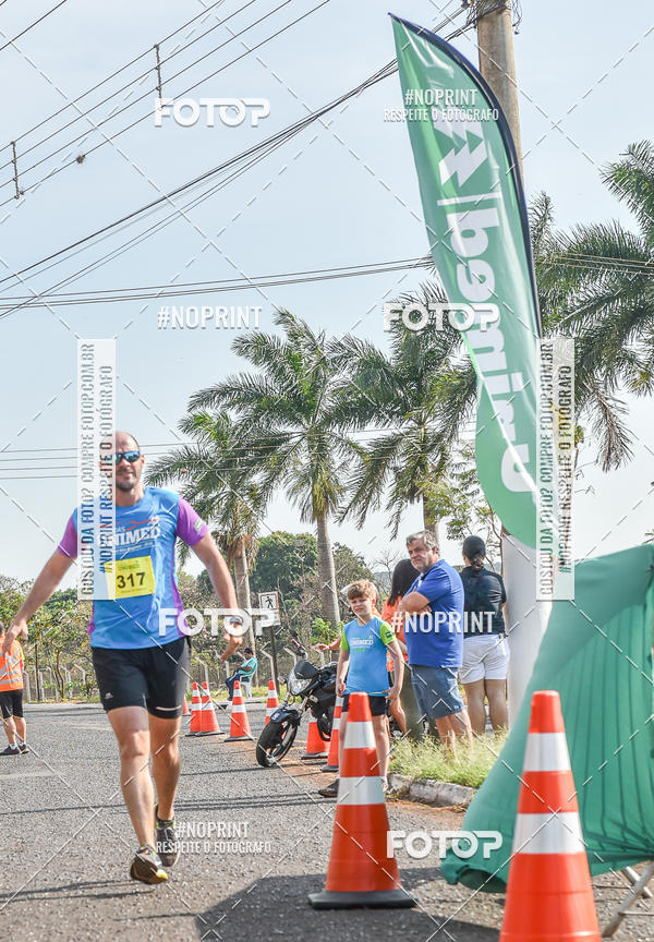 Buy your photos of the eventCORRIDA UNIMED ALTA MOGIANA 2019 on Fotop