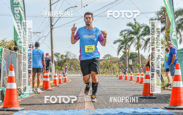 Buy your photos of the eventCORRIDA UNIMED ALTA MOGIANA 2019 on Fotop