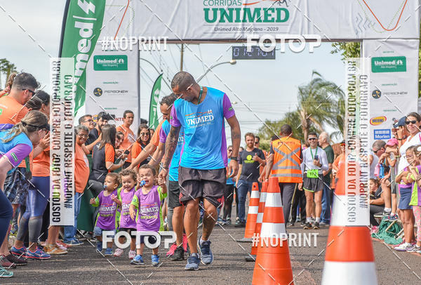 Achetez vos photos de l'vnementCORRIDA UNIMED ALTA MOGIANA 2019 sur Fotop