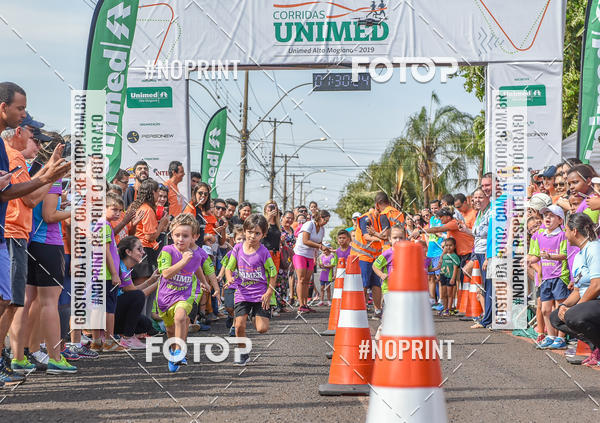 Buy your photos of the eventCORRIDA UNIMED ALTA MOGIANA 2019 on Fotop