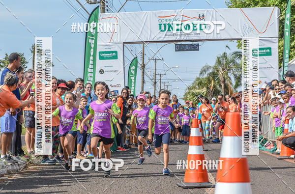 Buy your photos of the eventCORRIDA UNIMED ALTA MOGIANA 2019 on Fotop