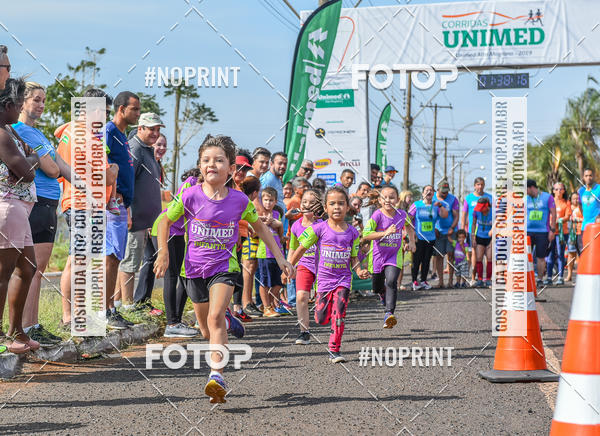 Buy your photos of the eventCORRIDA UNIMED ALTA MOGIANA 2019 on Fotop
