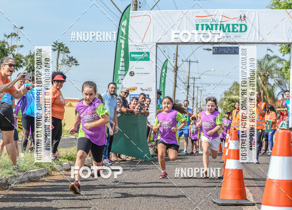 Buy your photos of the eventCORRIDA UNIMED ALTA MOGIANA 2019 on Fotop