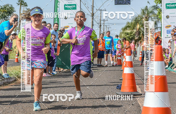 Buy your photos of the eventCORRIDA UNIMED ALTA MOGIANA 2019 on Fotop