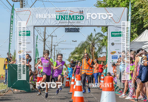Buy your photos of the eventCORRIDA UNIMED ALTA MOGIANA 2019 on Fotop