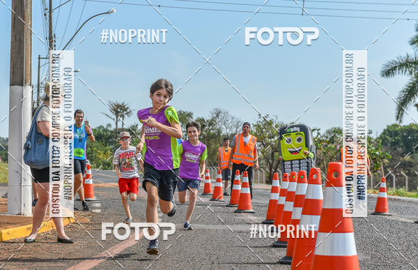 Buy your photos of the eventCORRIDA UNIMED ALTA MOGIANA 2019 on Fotop