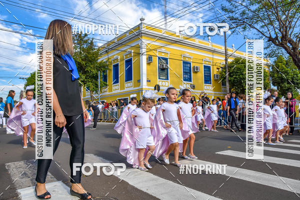 Buy your photos of the eventDesfile Cvico Aniversrio da cidade de Leme on Fotop