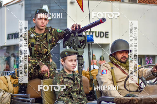 Achetez vos photos de l'�v�nementDesfile C�vico Anivers�rio da cidade de Leme sur Fotop