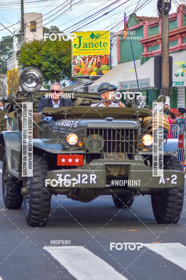 Achetez vos photos de l'�v�nementDesfile C�vico Anivers�rio da cidade de Leme sur Fotop