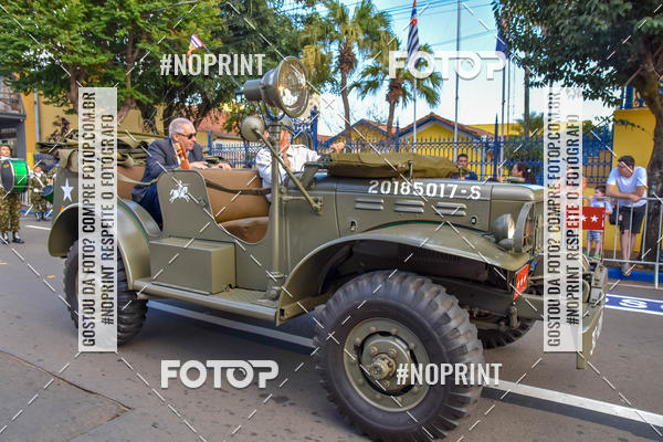 Compre as suas fotos do eventoDesfile C�vico Anivers�rio da cidade de Leme no Fotop