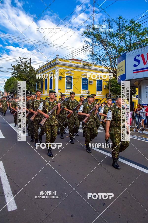 Buy your photos of the eventDesfile C�vico Anivers�rio da cidade de Leme on Fotop