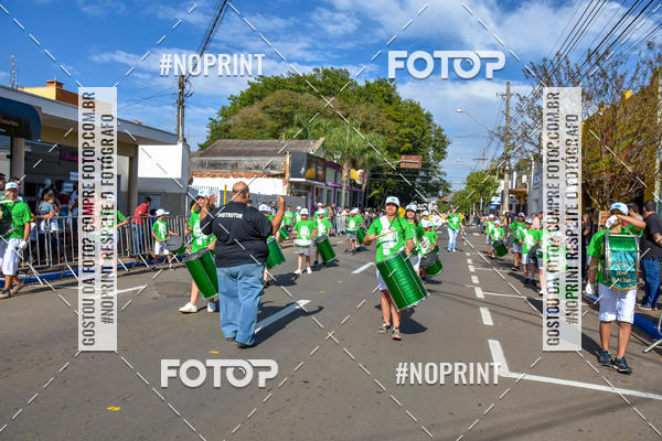 Compre suas fotos do eventoDesfile C�vico Anivers�rio da cidade de Leme no Fotop