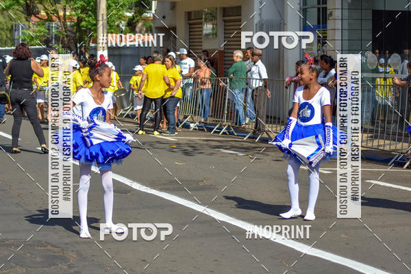 Buy your photos of the eventDesfile C�vico Anivers�rio da cidade de Leme on Fotop
