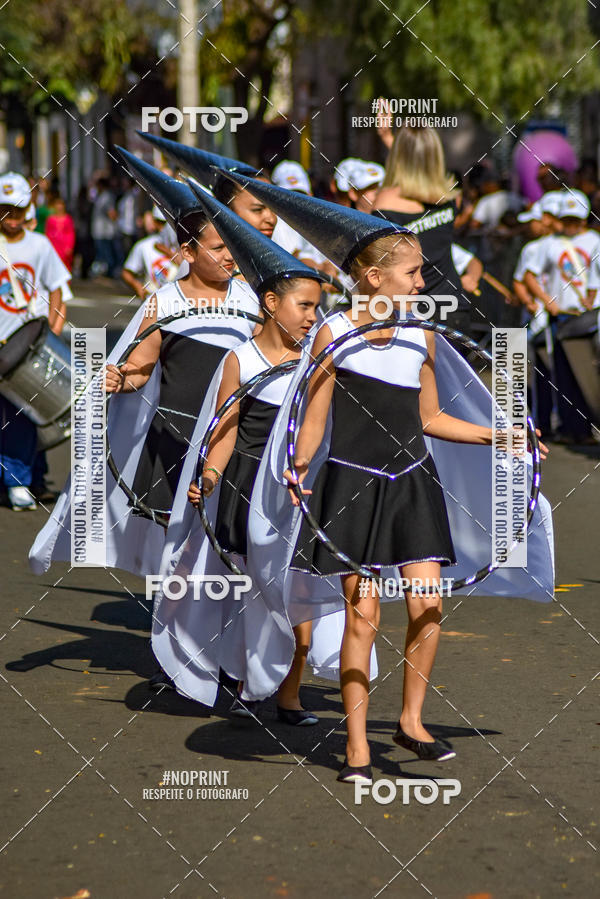 Buy your photos of the eventDesfile C�vico Anivers�rio da cidade de Leme on Fotop