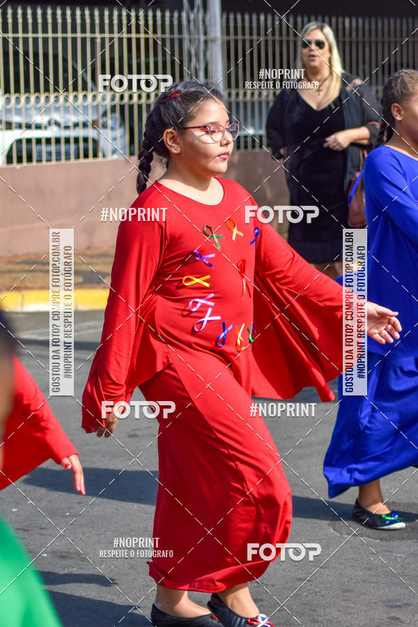 Buy your photos of the eventDesfile C�vico Anivers�rio da cidade de Leme on Fotop