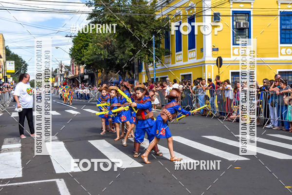 Achetez vos photos de l'�v�nementDesfile C�vico Anivers�rio da cidade de Leme sur Fotop