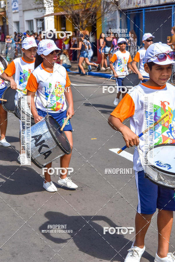 Compre as suas fotos do eventoDesfile C�vico Anivers�rio da cidade de Leme no Fotop