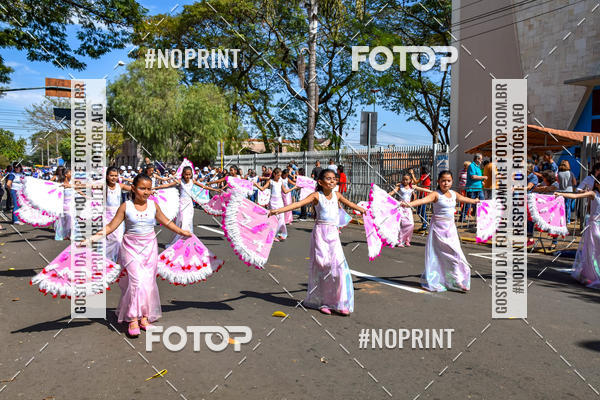 Buy your photos of the eventDesfile C�vico Anivers�rio da cidade de Leme on Fotop