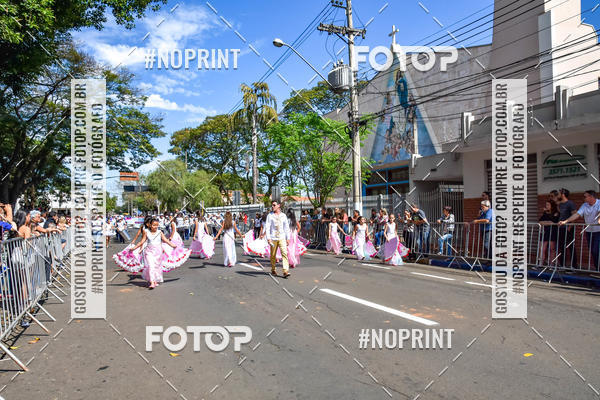 Buy your photos of the eventDesfile C�vico Anivers�rio da cidade de Leme on Fotop