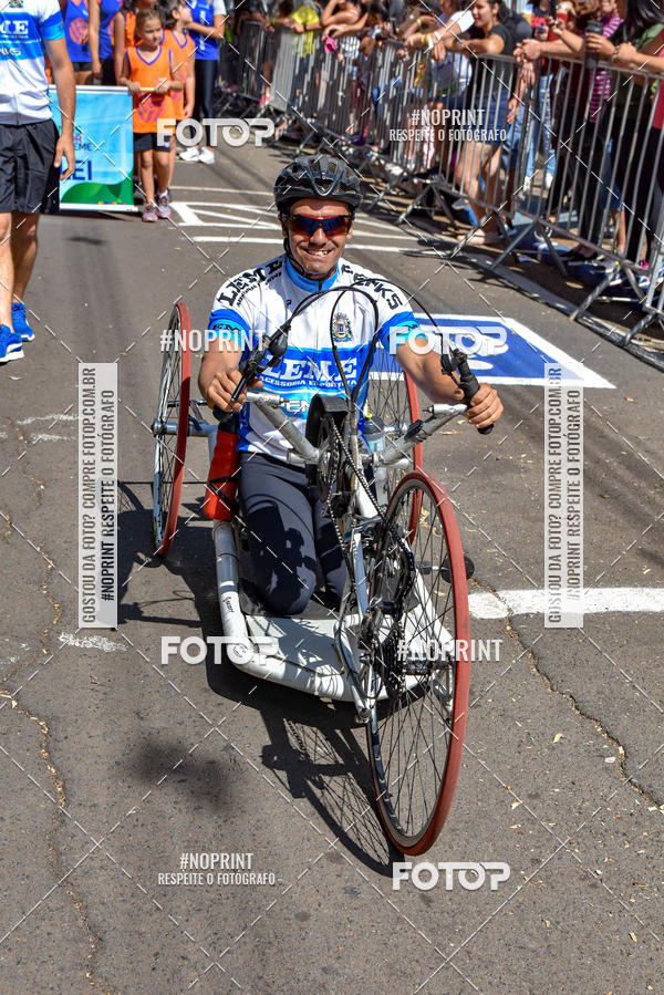 Compre suas fotos do eventoDesfile C�vico Anivers�rio da cidade de Leme no Fotop