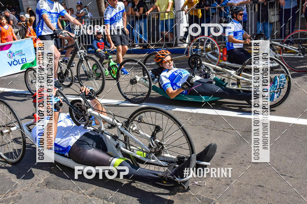 Buy your photos of the eventDesfile C�vico Anivers�rio da cidade de Leme on Fotop