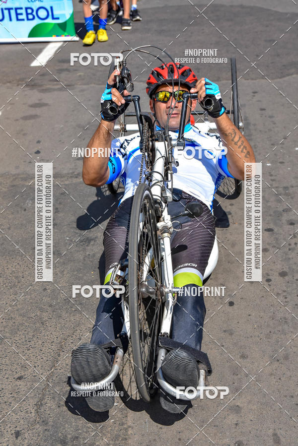 Buy your photos of the eventDesfile C�vico Anivers�rio da cidade de Leme on Fotop