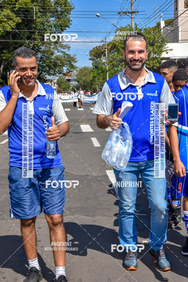 Buy your photos of the eventDesfile C�vico Anivers�rio da cidade de Leme on Fotop
