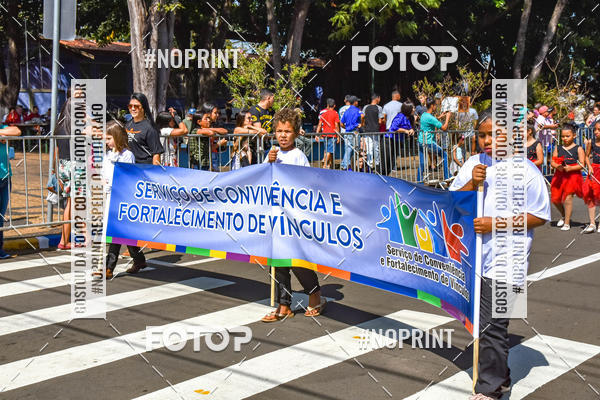 Buy your photos of the eventDesfile C�vico Anivers�rio da cidade de Leme on Fotop