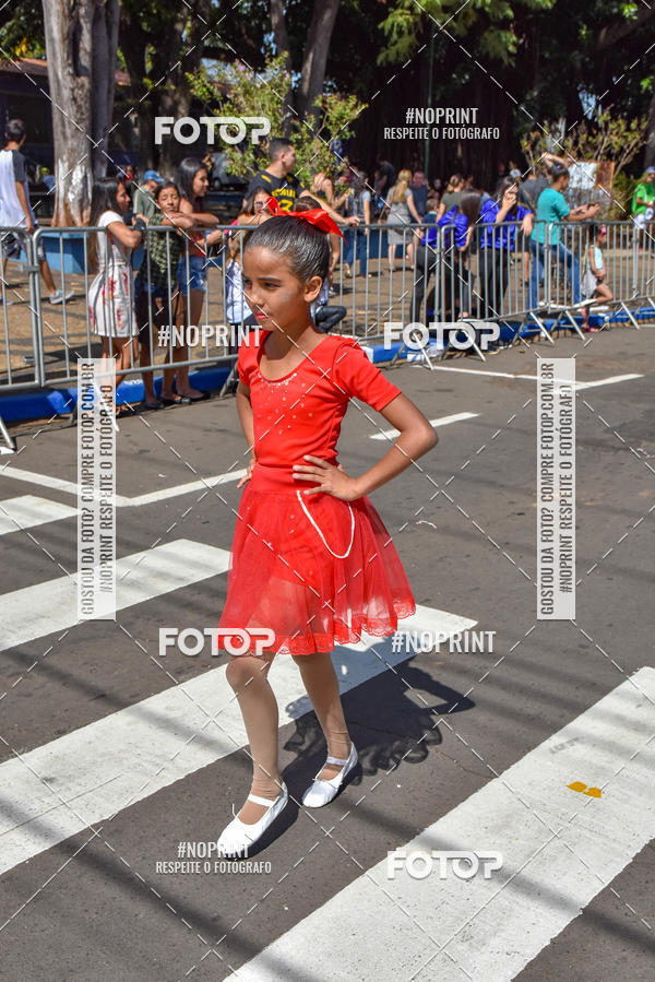 Buy your photos of the eventDesfile C�vico Anivers�rio da cidade de Leme on Fotop