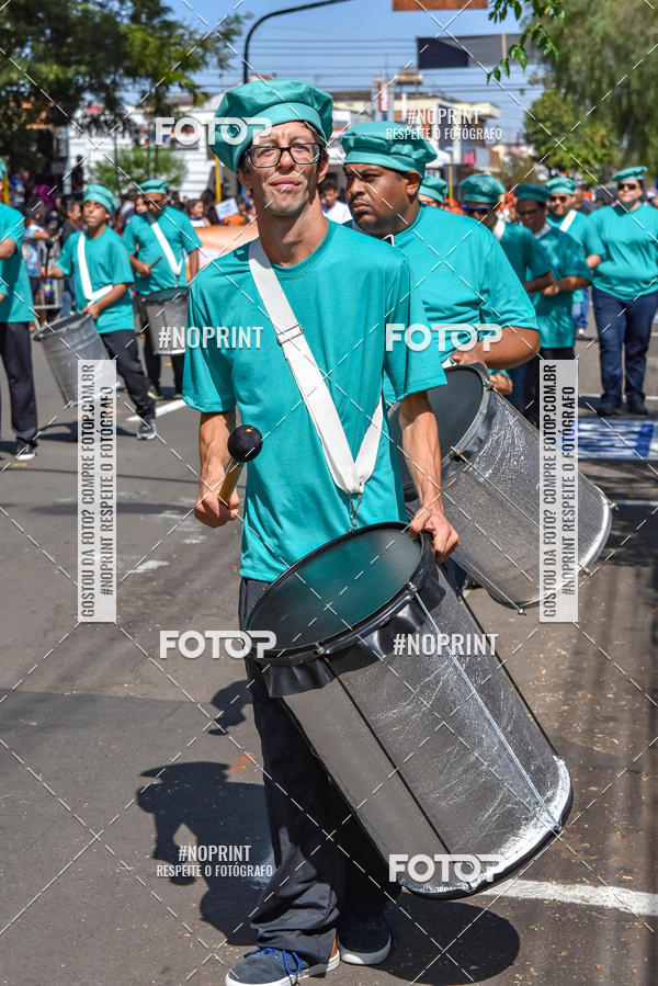 Buy your photos of the eventDesfile C�vico Anivers�rio da cidade de Leme on Fotop