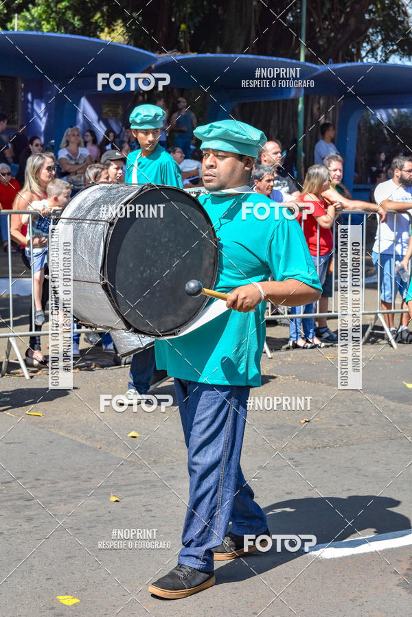 Compre suas fotos do eventoDesfile C�vico Anivers�rio da cidade de Leme no Fotop