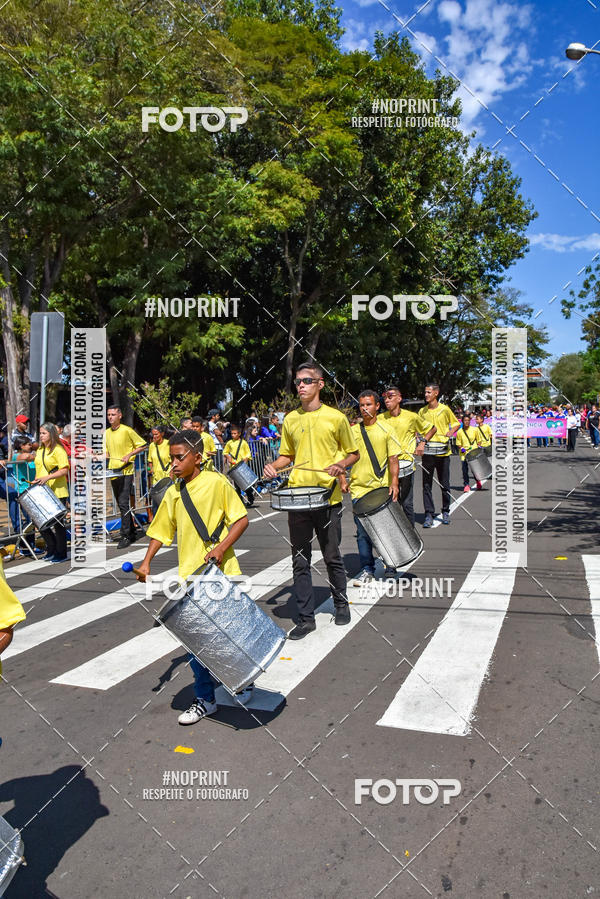 Buy your photos of the eventDesfile C�vico Anivers�rio da cidade de Leme on Fotop