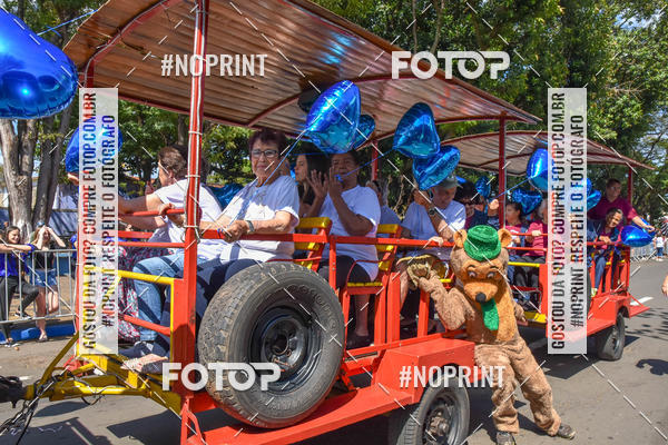 Buy your photos of the eventDesfile C�vico Anivers�rio da cidade de Leme on Fotop