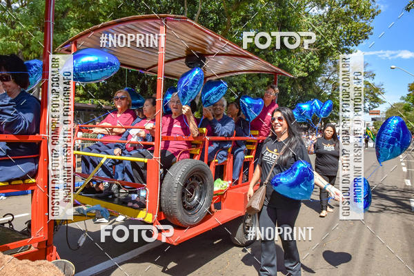 Buy your photos of the eventDesfile C�vico Anivers�rio da cidade de Leme on Fotop