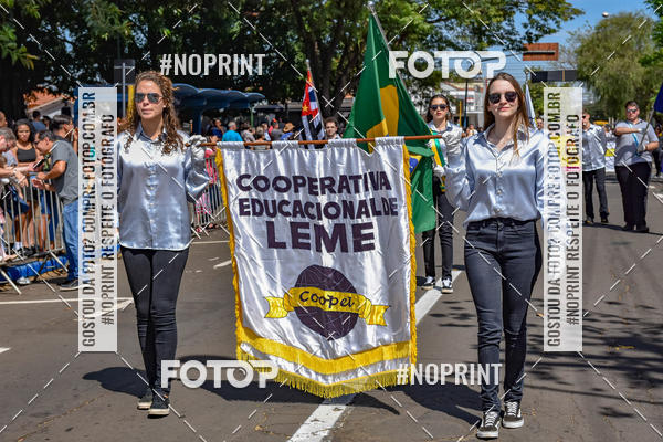 Buy your photos of the eventDesfile C�vico Anivers�rio da cidade de Leme on Fotop