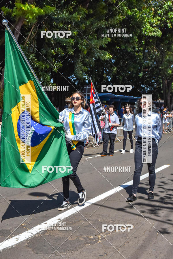 Buy your photos of the eventDesfile C�vico Anivers�rio da cidade de Leme on Fotop