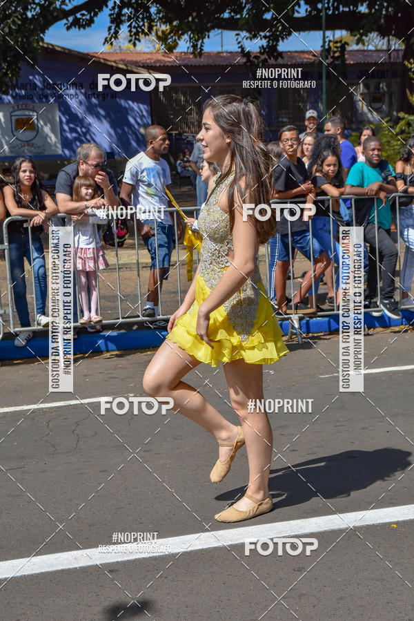 Buy your photos of the eventDesfile C�vico Anivers�rio da cidade de Leme on Fotop