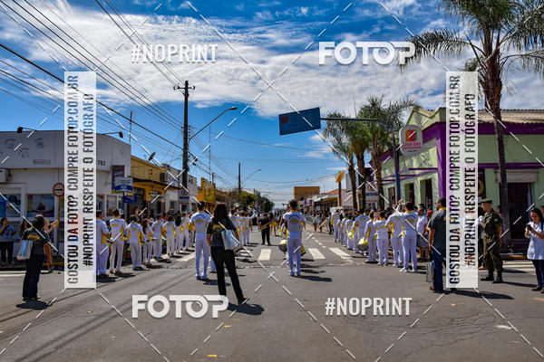 Buy your photos of the eventDesfile C�vico Anivers�rio da cidade de Leme on Fotop